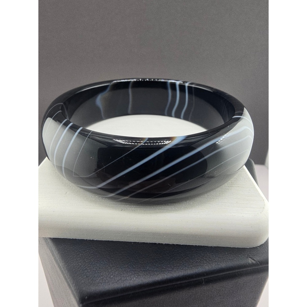 Vintage Estate Stone Bangle Bracelet Black White Banded Agate Stone 8